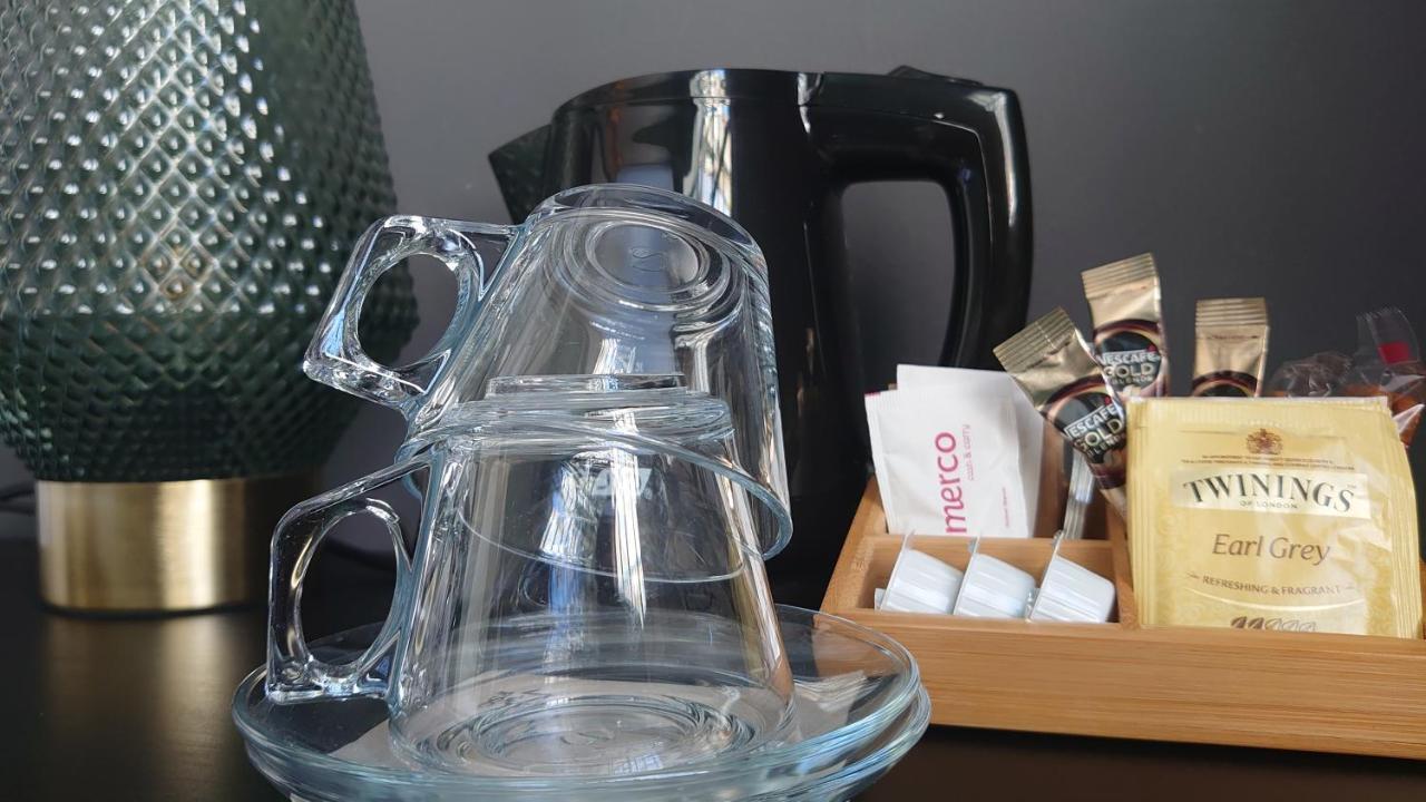Carmen Rooms -- Boutique B&B By The Sea ネルハ エクステリア 写真