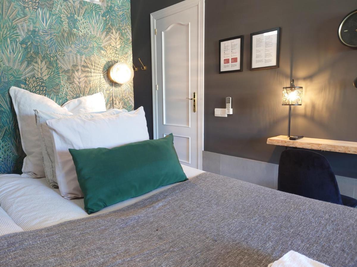 Carmen Rooms -- Boutique B&B By The Sea ネルハ エクステリア 写真