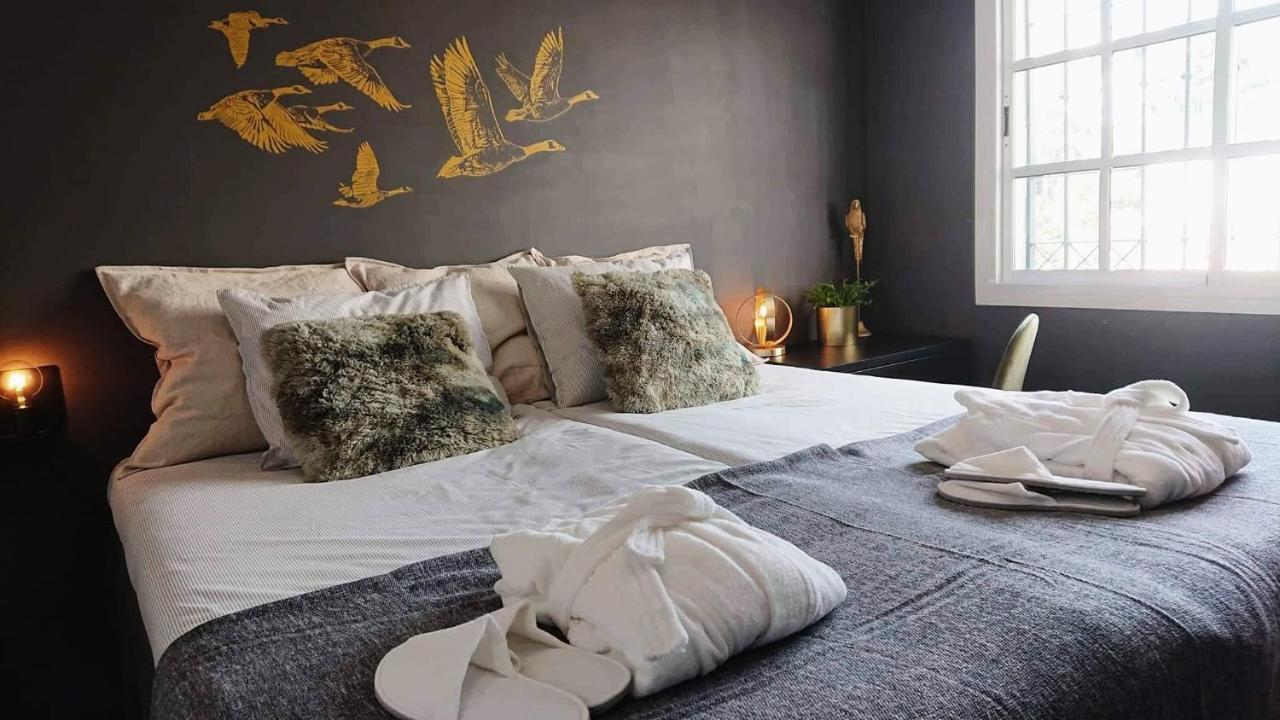 Carmen Rooms -- Boutique B&B By The Sea ネルハ エクステリア 写真