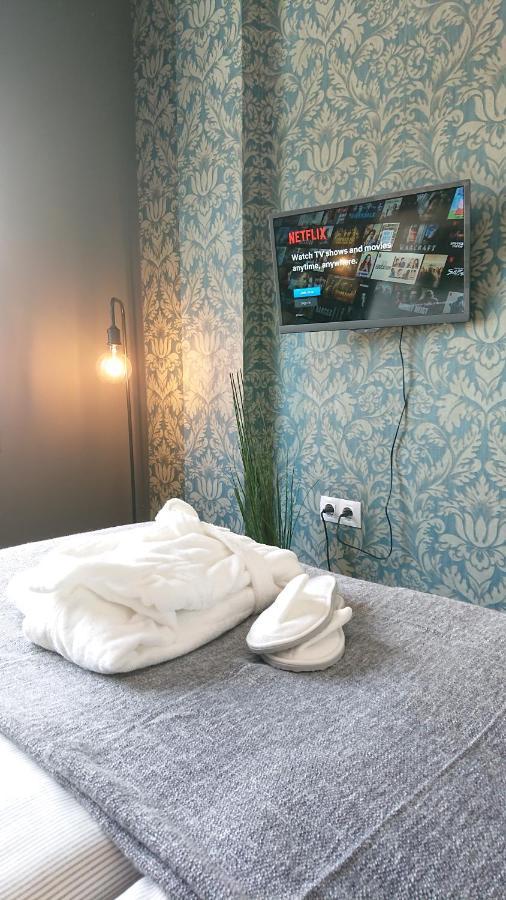 Carmen Rooms -- Boutique B&B By The Sea ネルハ エクステリア 写真