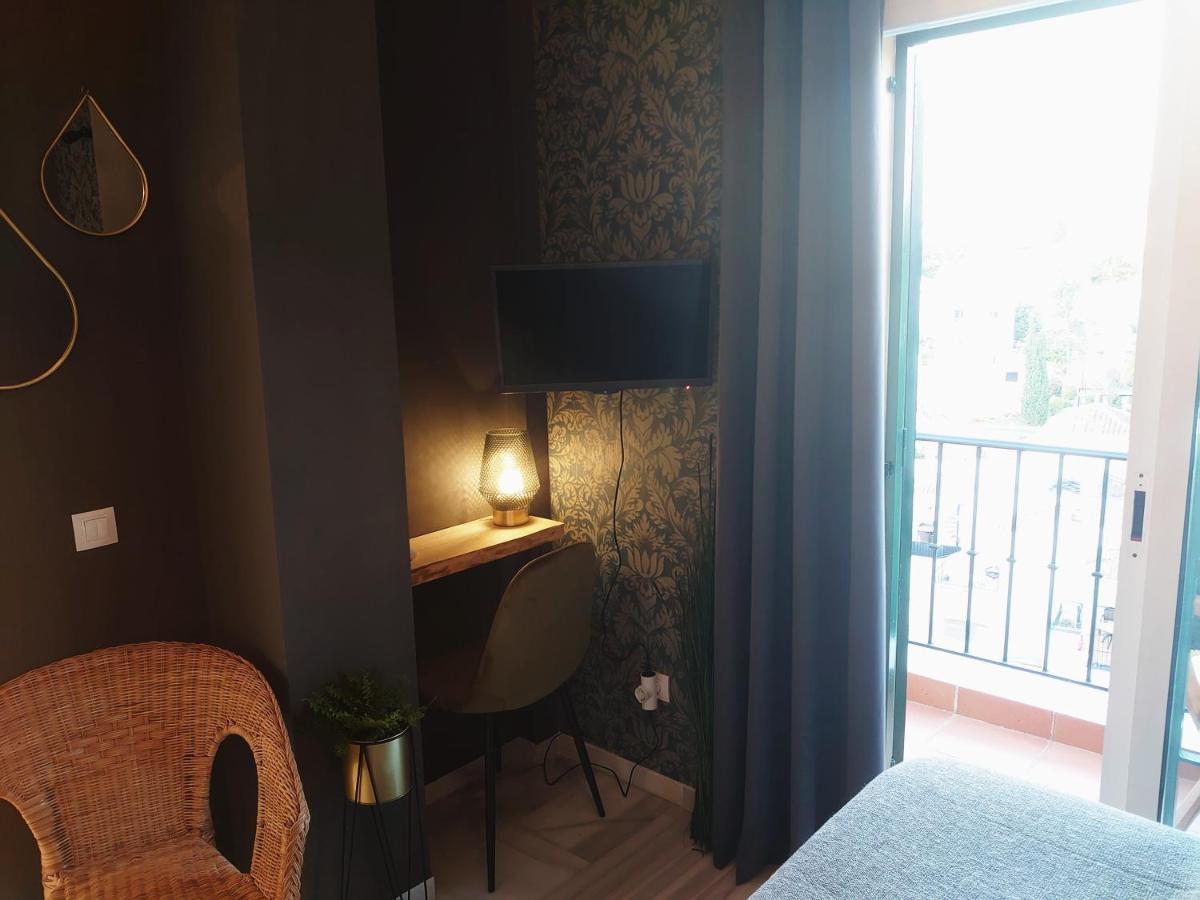 Carmen Rooms -- Boutique B&B By The Sea ネルハ エクステリア 写真